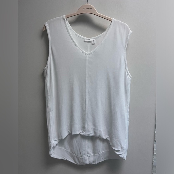 WILT Women’s White V-neck Sleeveless Blouse - Size Medium - NWT - Picture 11 of 12